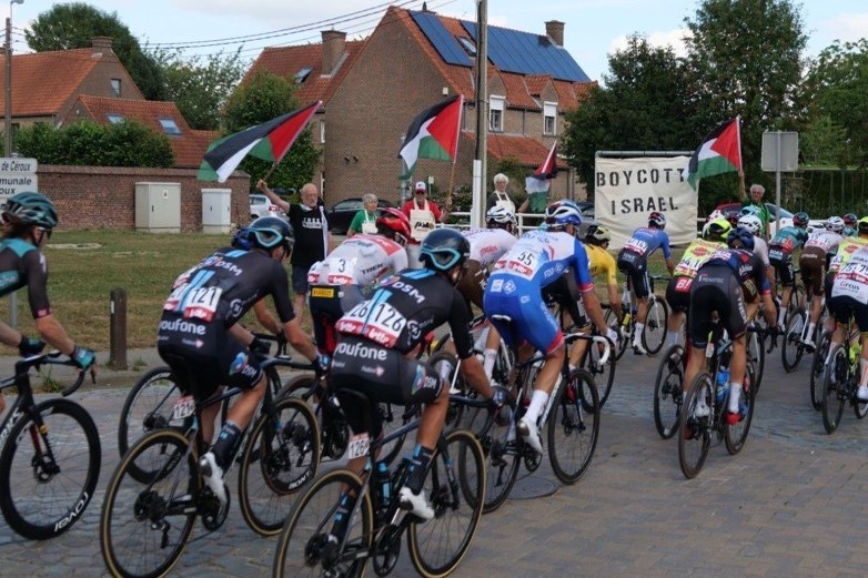 Belgique : sit-in contre la participation d'une équipe israélienne à une course cycliste